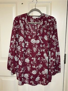 Monday Fun Kinny Split Neck Smocked Shoulder Blouse – Size 3X